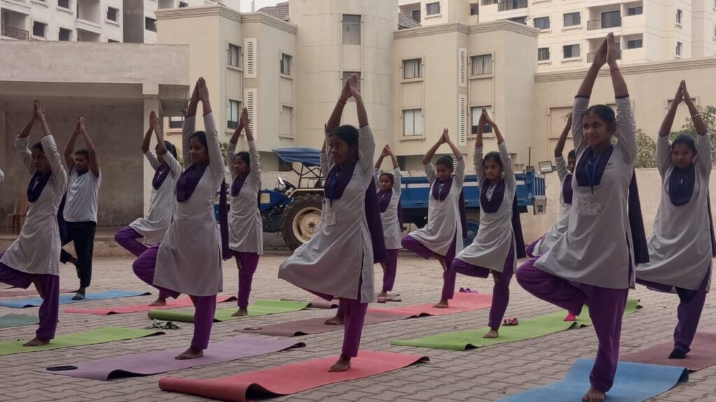 yoga edited 1024x576